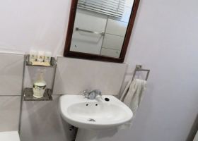 BATHROOM-3