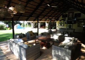 OUTSIDE-LAPA-4