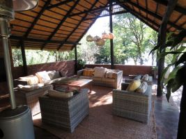 OUTSIDE-LAPA